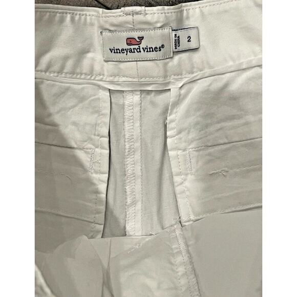 Vineyard Vines White Green Whales Chino Shorts Womens Size 2 - Picture 3 of 3